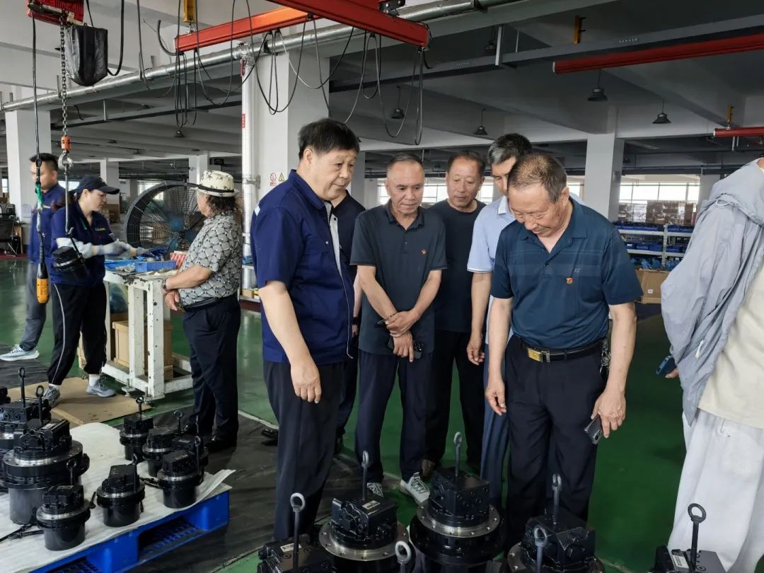 1751417235466386.jpg 舉辦慶祝中國共產(chǎn)黨成立104周年主題黨日活動(dòng)5.jpg